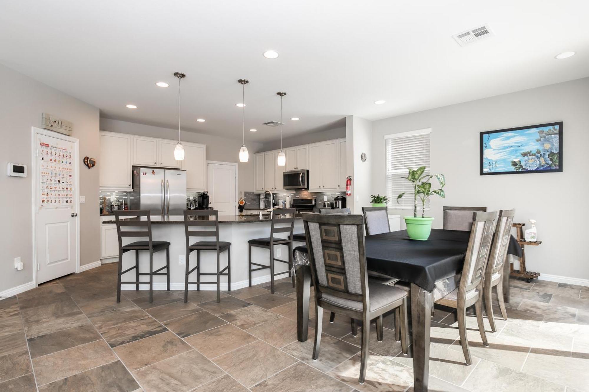 Sunny Vegas Oasis Escape Apartment ลาสเวกัส ภายนอก รูปภาพ